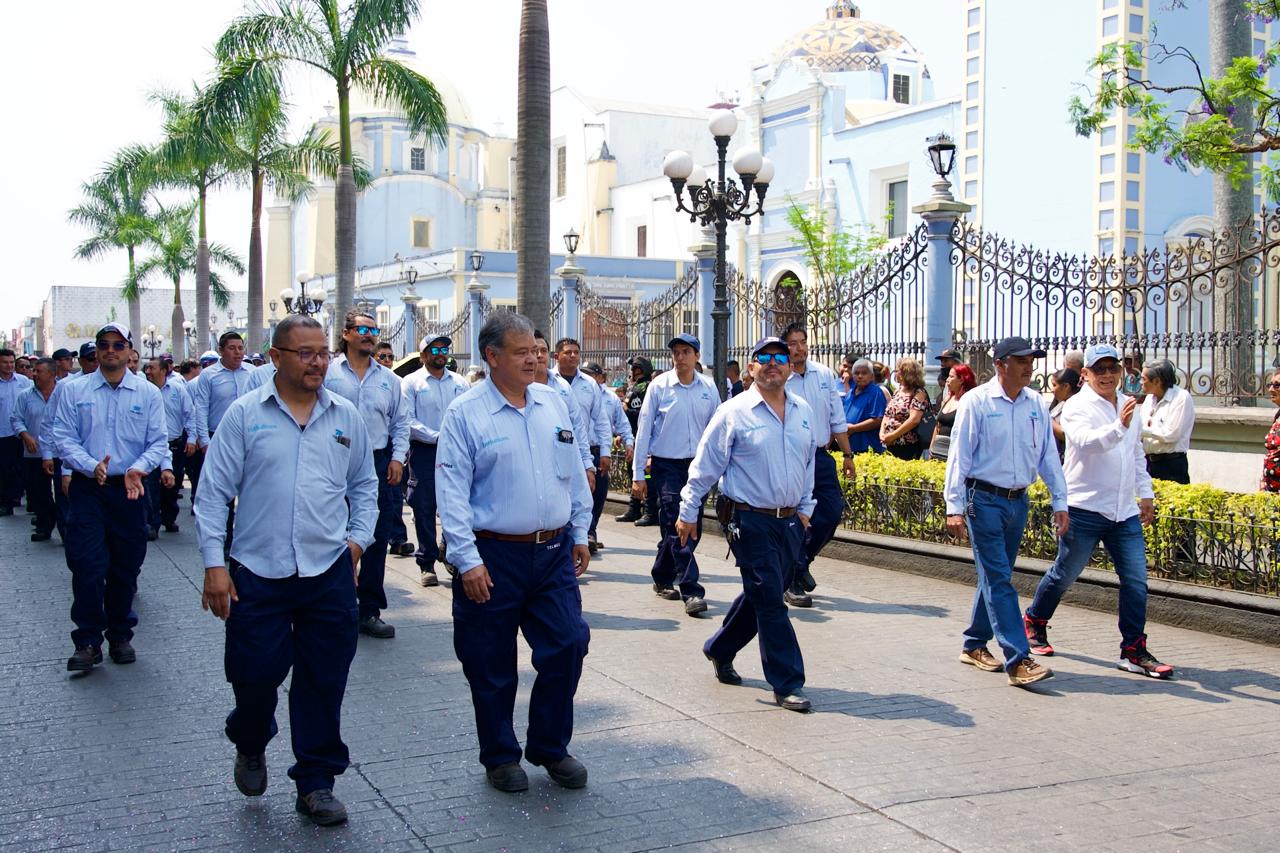 Autoridades y sindicatos de Córdoba rinden homenaje por el Día del Trabajo