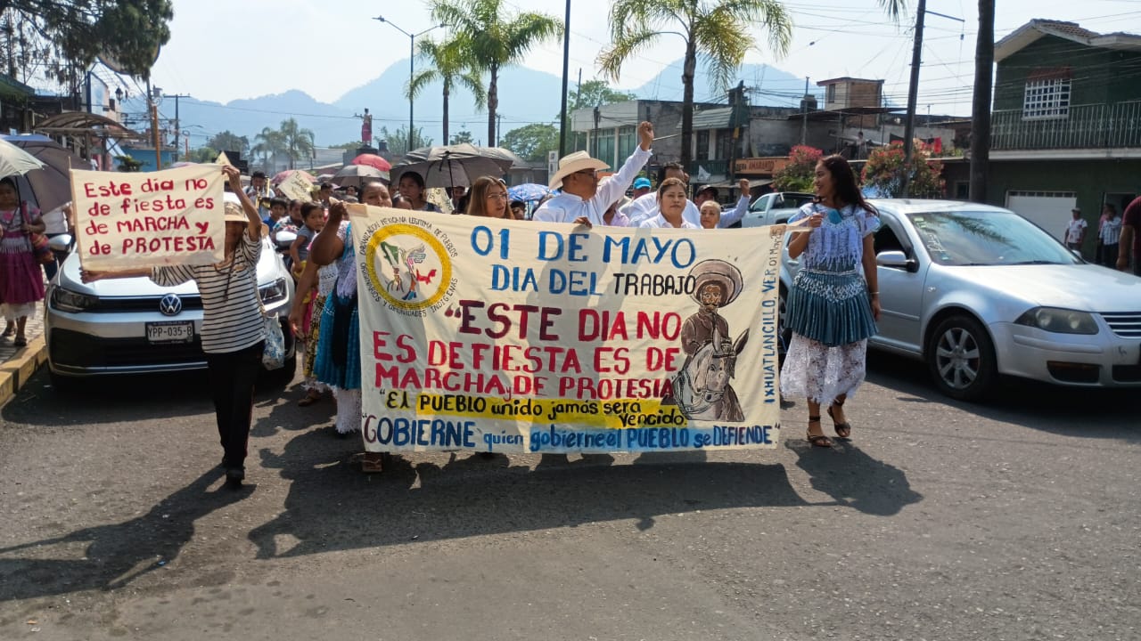 Trabajadores de Ixhuatlancillo marchan este 1° de mayo en defensa de sus derecho
