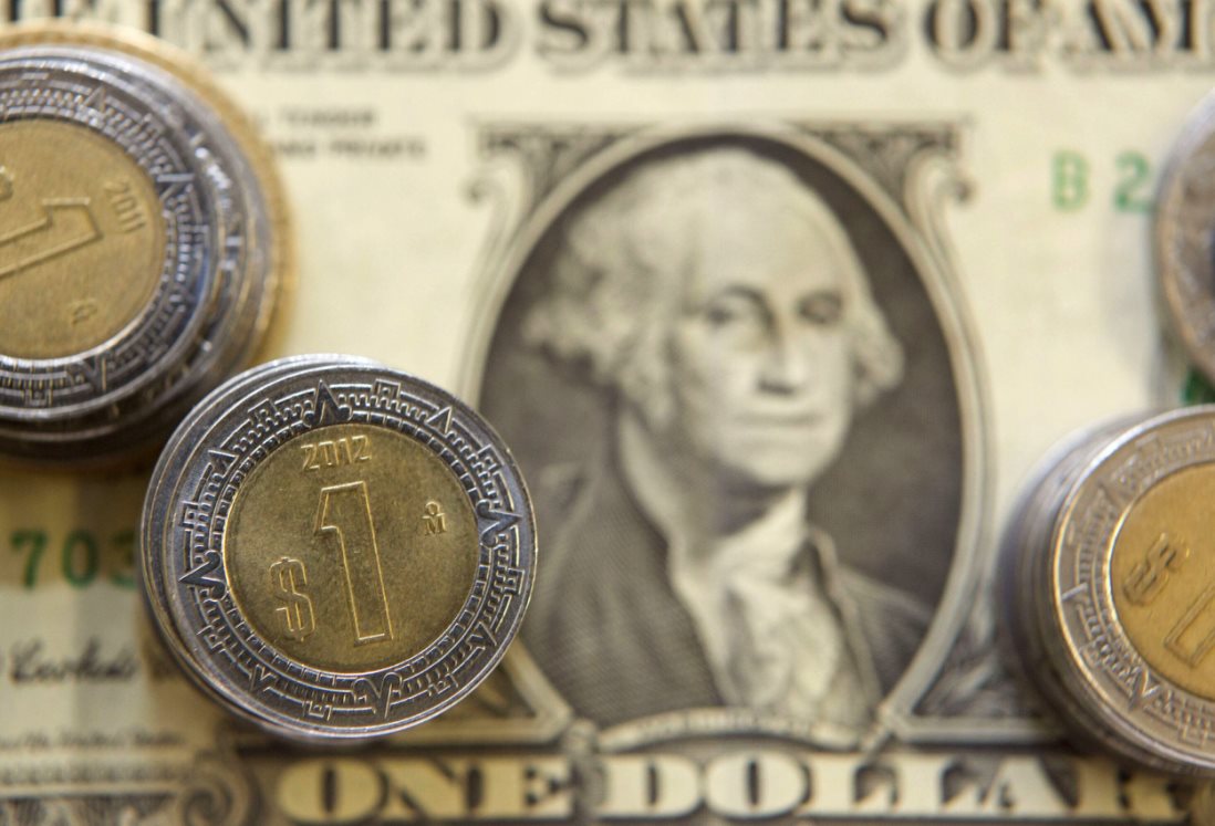 Precio del dólar a pesos HOY 01 de mayo en los bancos de México