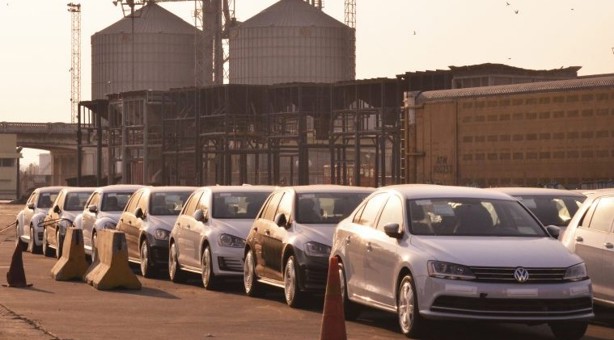 Tras caída en exportaciones de autos en puerto de Veracruz, Claudia Sheinbaum analiza ampliación de nuevos mercados