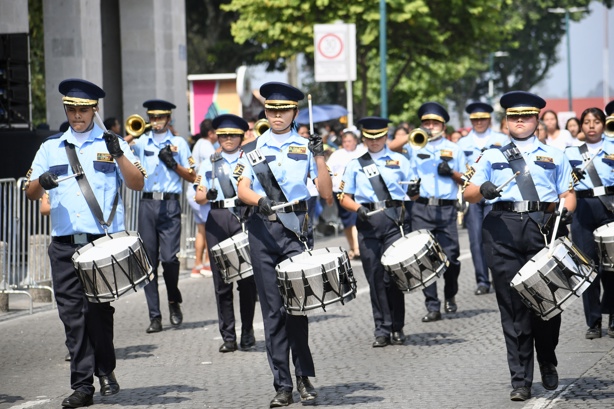Casi 70 mil participantes en desfile del 1 de mayo en Xalapa
