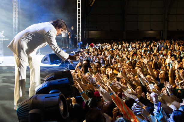 Estas son las 3 canciones más esperadas del concierto de Roberto Carlos en Veracruz