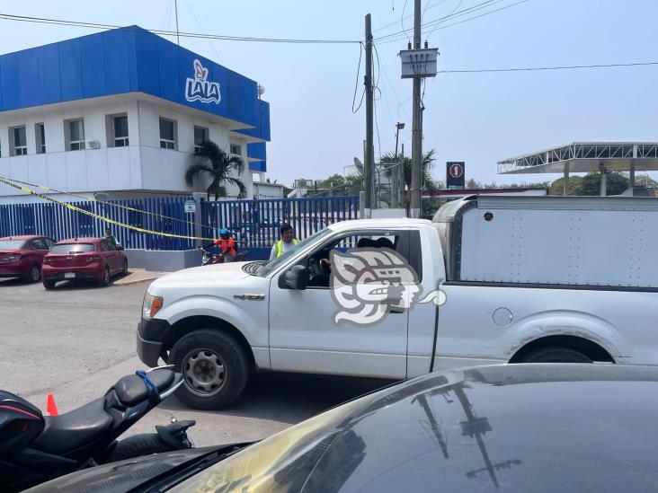 Fuerte explosión sacude a fábrica de Lala en Veracruz; hay un deceso