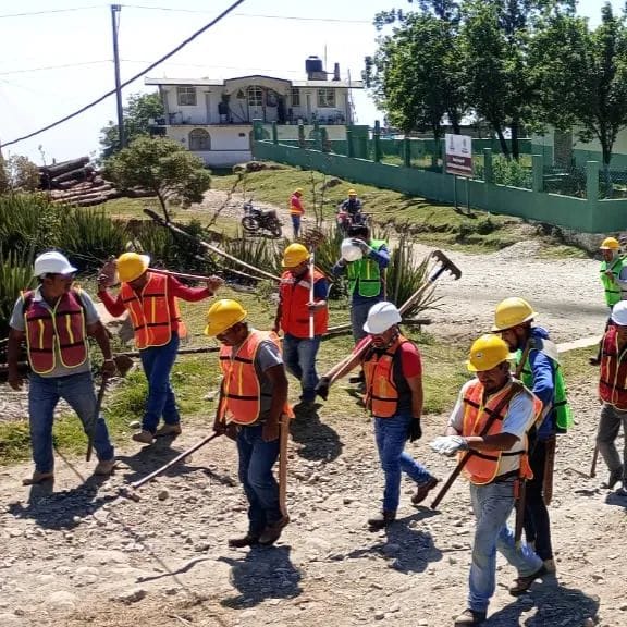 Instalan centros de acopio en apoyo a brigadistas que combaten incendios forestales en Veracruz