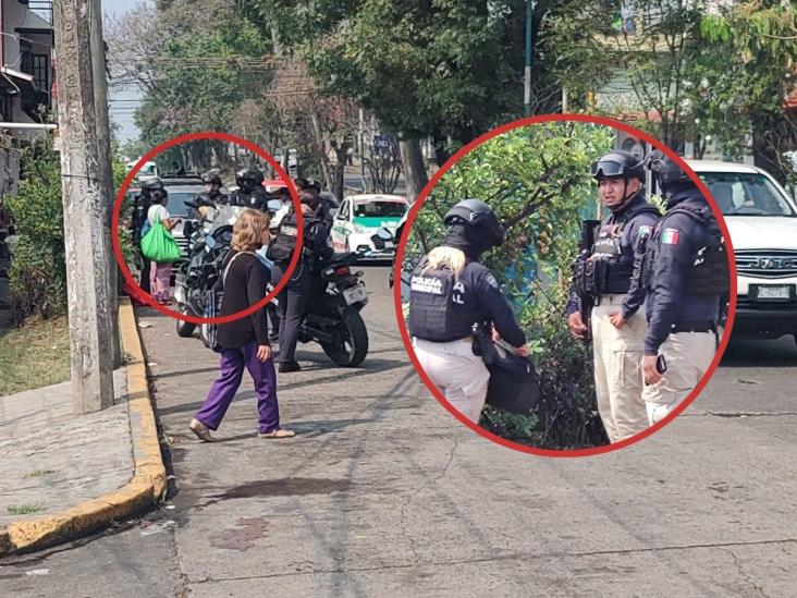 ¡Lo cacharon! Quiso robar un teléfono en un autobús en Xalapa
