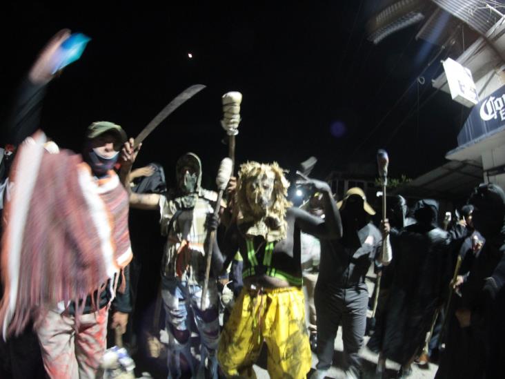 Autoridades de Veracruz buscan poner freno a apología al narco en carnaval de Tuzamapan