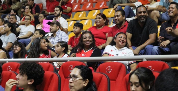 Inicia el vuelo de Rojas de Veracruz en su nido