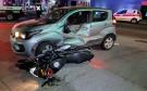 Motociclistas se impactan contra un auto en la avenida Salvador Díaz Mirón