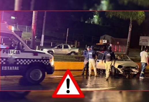 ¡Por la lluvia! se registra accidente en avenida Lázaro Cárdenas en Xalapa 