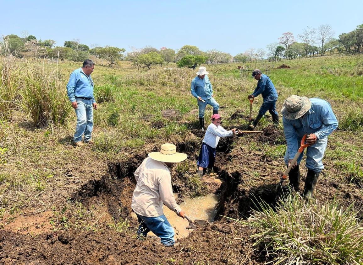 Desabasto de agua en Acayucan se alargará debido a una fuga, alerta CAEV