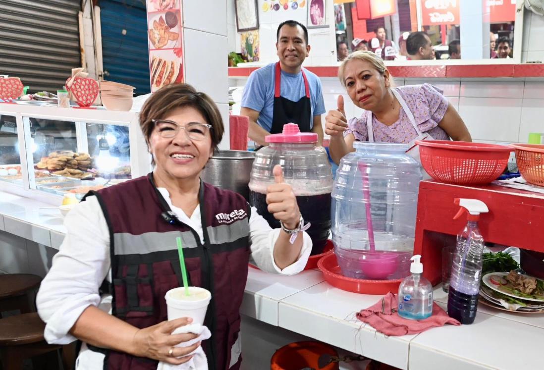 Rosa María Hernández Espejo se compromete a dignificar los mercados de Veracruz