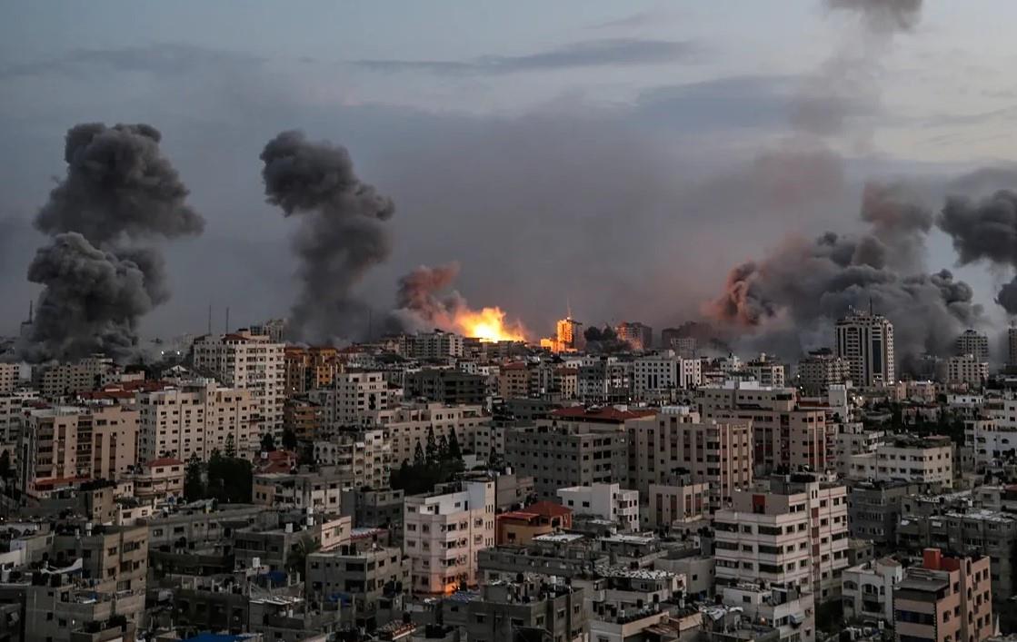 Israel ataca Yemen tras interceptar un misil hutí disparado desde su dirección