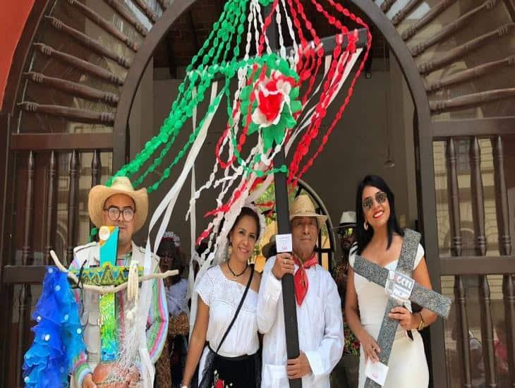 Cruces de Mayo reúne a creadores locales en muestra y desfile