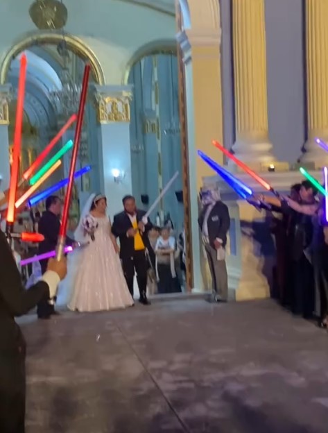 Realizan boda en Veracruz con temática de Star Wars | VIDEO