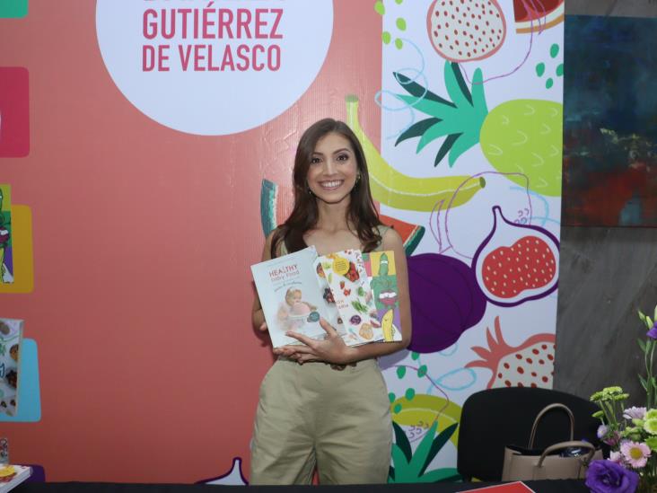 Daniela Gutiérrez de Velasco presentó y firmó sus libros en el Foro Boca 
