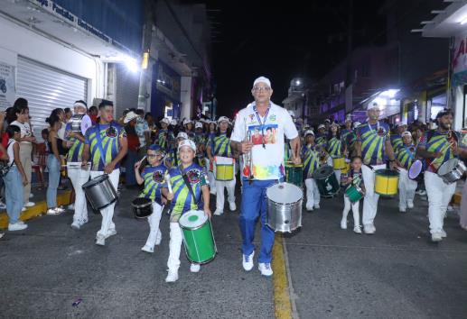 En la Feria de la Pesca se realizó con éxito y toda la alegría el Carnaval de Alvarado 2025