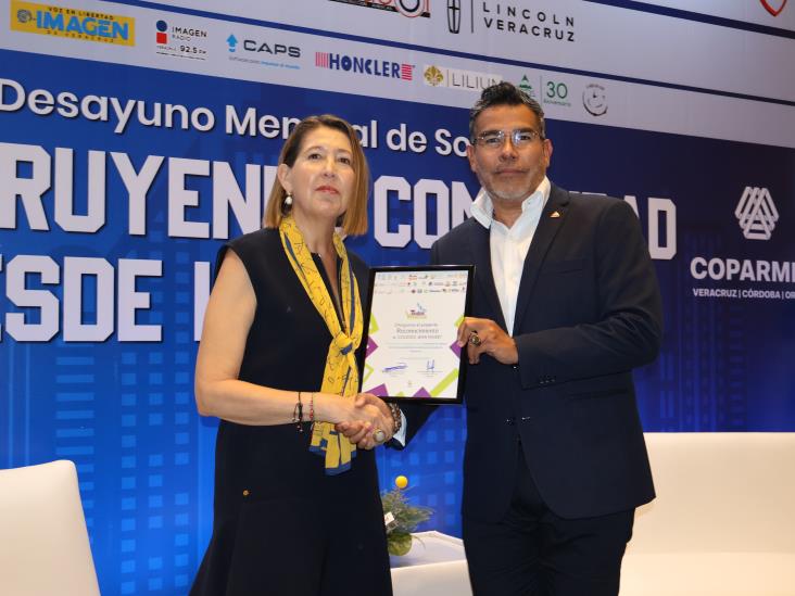Coparmex Veracruz realiza desayuno mensual de abril