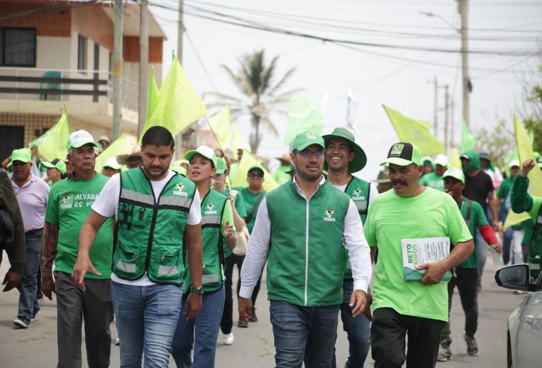 Beto Cobos ofrece obras y promoción para expandir el turismo de Antón Lizardo