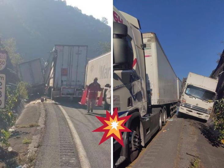 Caos vial por choque de tráileres en cumbres de Maltrata