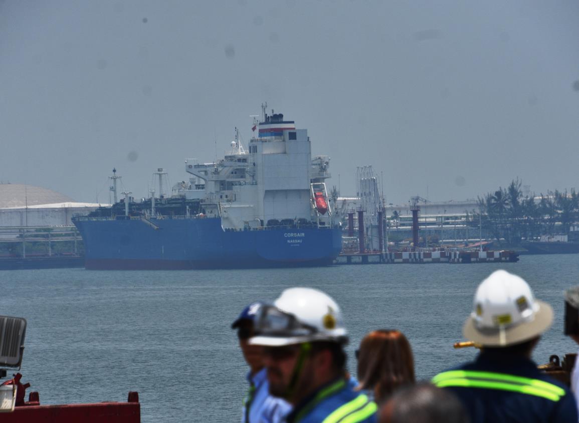 Proponen a Coatzacoalcos como sede de importante evento sobre el Corredor Interoceánico