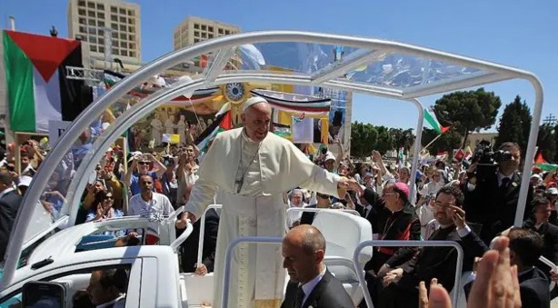 Papa Francisco: En esto se convertirá el "Papamóvil" según sus últimos deseos