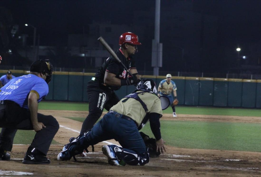 ¡Pierde El Águila en juego de 26 carreras!