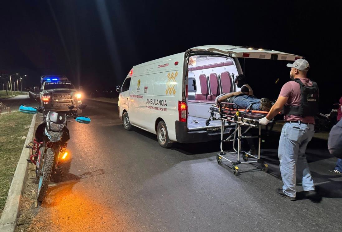 Joven termina lesionado tras accidente en carretera Cosamaloapan-Carlos A. Carrillo