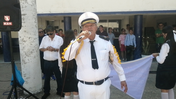 El maestro Ricardo González Cruz, se retira tras 47 años al frente de la banda de guerra de la MAG | VIDEO