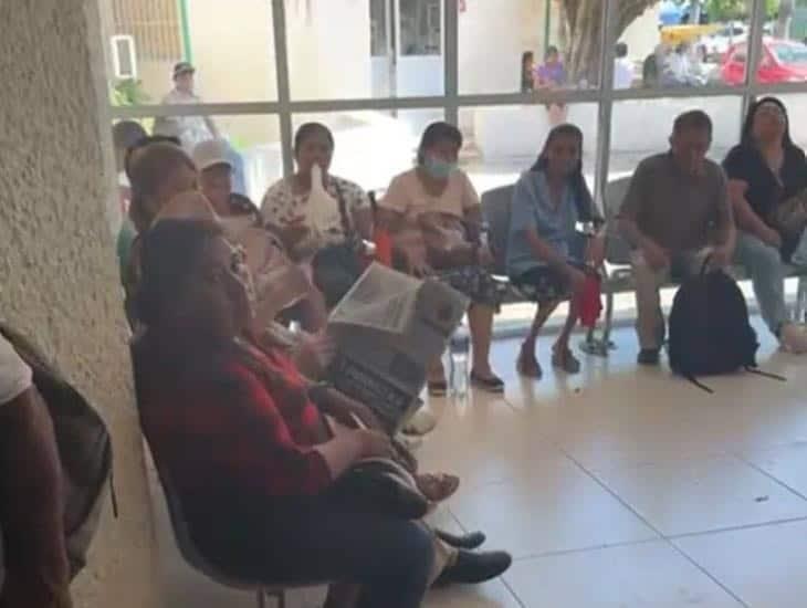 Unidad Medica 52 del IMSS en Minatitlán opera sin clima pese a intensa ola de calor | VIDEO