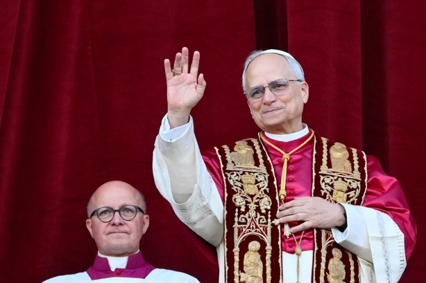 "La paz esté con ustedes": Estas fueron las primeras palabras del papa León XIV