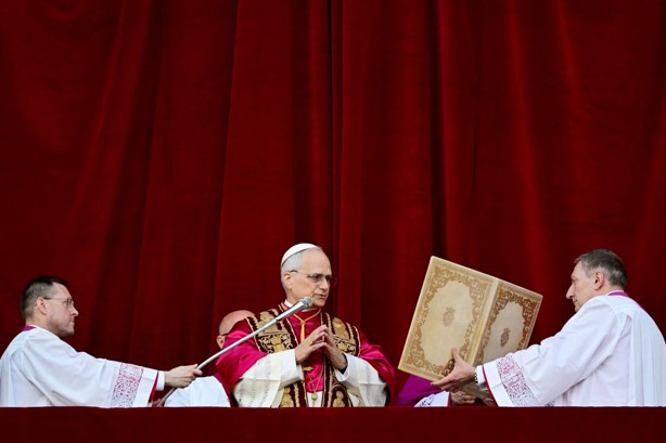 "La paz esté con ustedes": Estas fueron las primeras palabras del papa León XIV