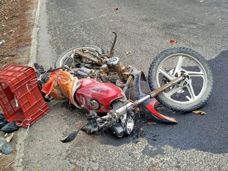 Campesino estrella moto contra camión en carretera en Martínez de la Torre