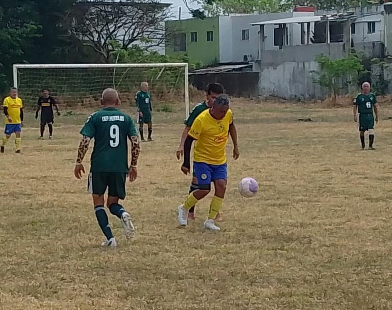 Nido Aguila a mantener su buen paso