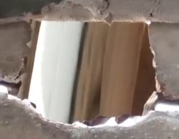 Exhiben camión urbano de Veracruz con agujero; usuarios podían ver la llanta | VIDEO