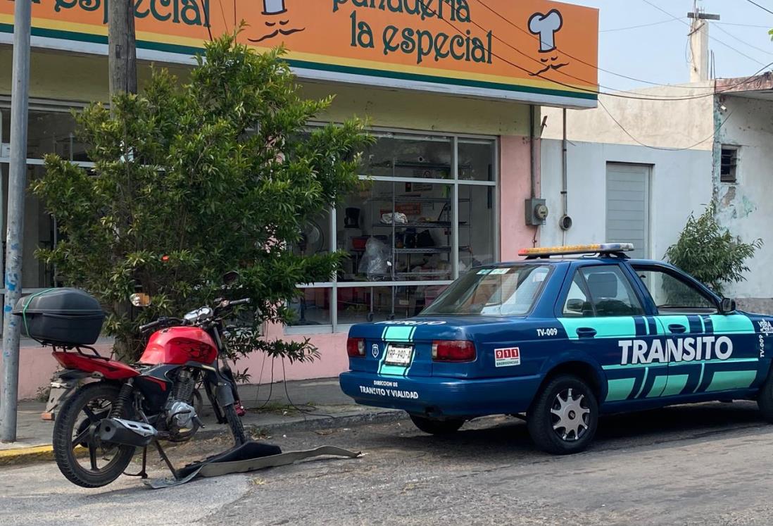 Motociclista termina lesionado en accidente en la colonia Miguel Alemán de Veracruz 