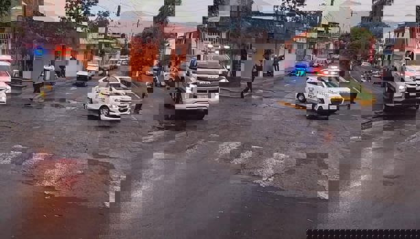Se registra fuerte accidente en colonia de Orizaba
