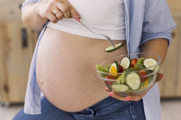 Recomienda IMSS Veracruz Norte alimentación saludable, es determinante para una maternidad plena