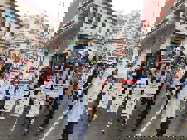 Mientras Xalapa celebra 10 de mayo, madres buscadoras claman sin descanso por sus desaparecidos (+VIDEO)