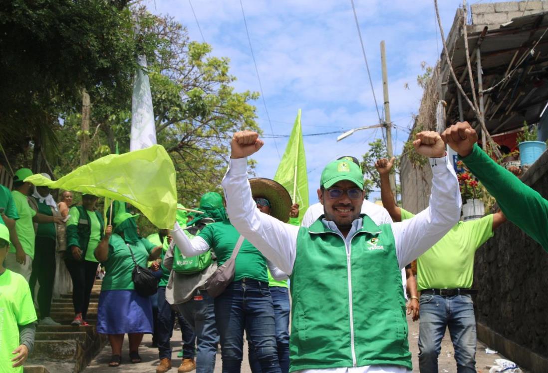 Bienestar social y servicios públicos de calidad para Alvarado, promete Beto Cobos