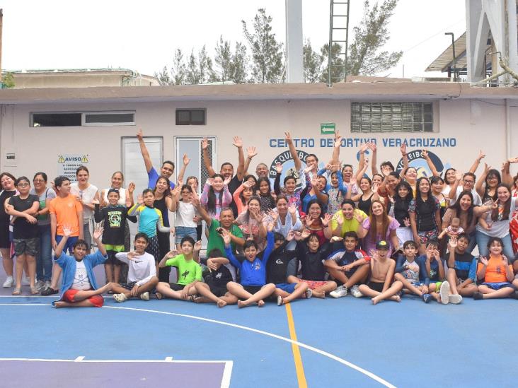 Alumnos de sexto grado celebra el Día del Niño