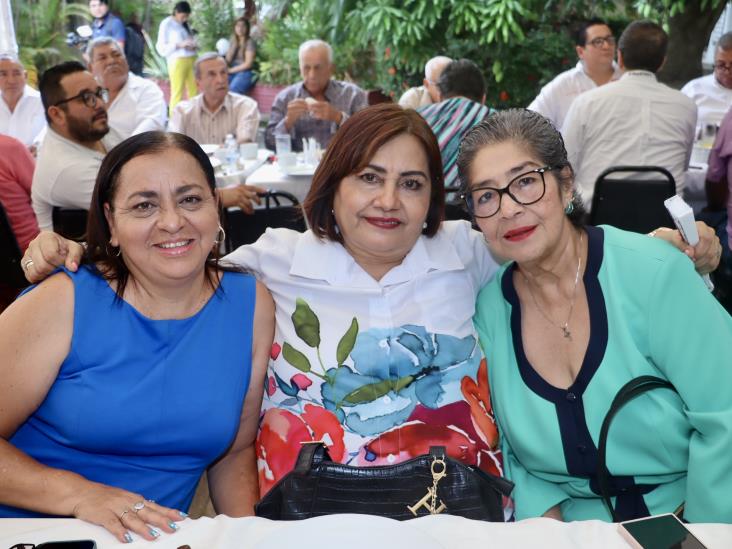 Realizan desayuno mensual del Congreso del Trabajo