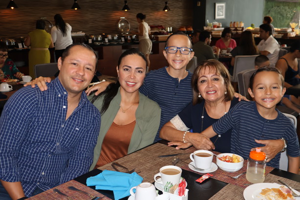 Imagen de Veracruz consintió a una mama en el Hotel Four Points by Sheraton