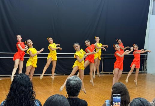 Celebran el Día Internacional de la Danza en el CEVART
