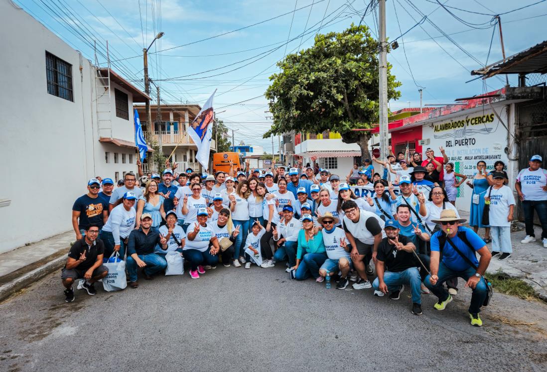 Maryjose Gamboa recorre San José Novillero, Paso Colorado y la colonia Gutiérrez Barrios