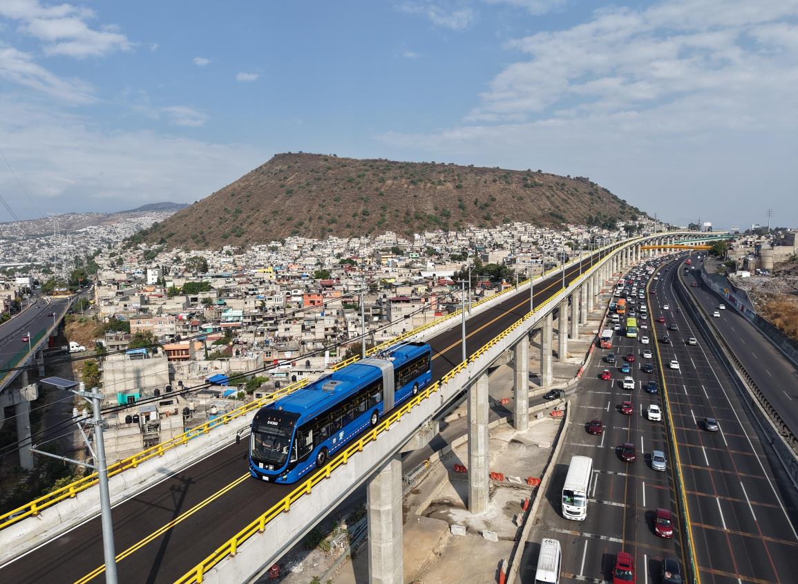 Pruebas preoperativos del trolebús Chalco-Santa Marta
