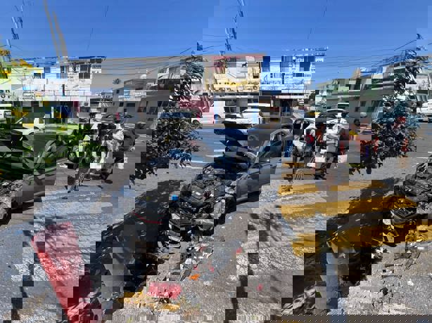 Fuerte choque en la colonia Zaragoza de Veracruz