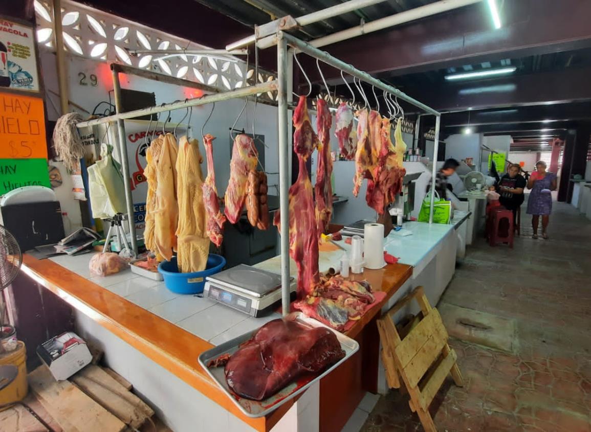 Comerciantes temen caída en ventas de carne por alerta sanitaria en zona sur