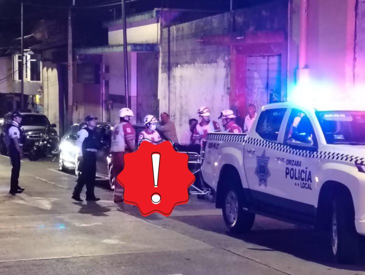 Adulto mayor cae y se golpea la cabeza en calles de Orizaba