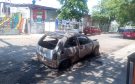 Vecinos denuncian abandono de carro incendiado en calle 20 de Noviembre en Veracruz