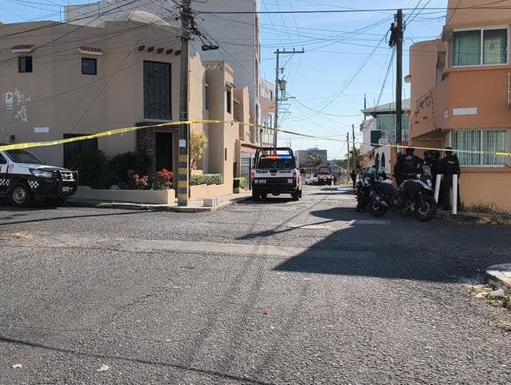 Identifican a los 2 agentes de la FGR fallecidos en balacera en Boca del Río, así ocurrieron los hechos
